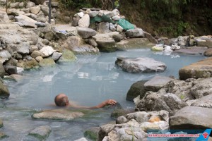 Suối nước nóng ở núi Shamao