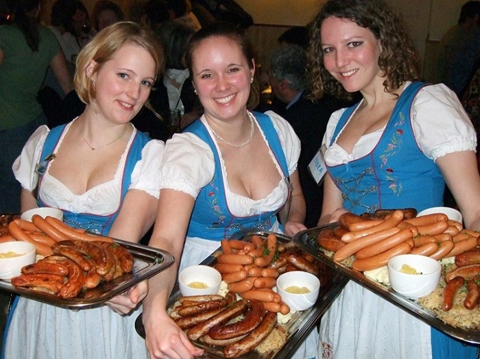 Sôi động lễ hội bia Oktoberfest ở Đức