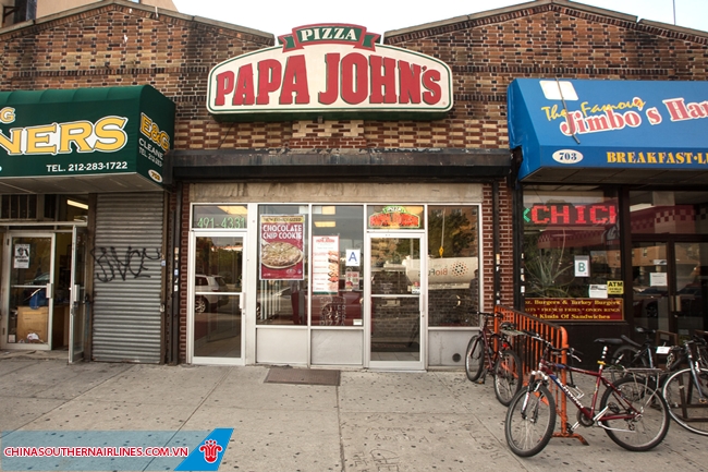 Oct 17, 2013, 703 Lenox Ave. Papa John's Pizza. Photo by Warzer Jaff.