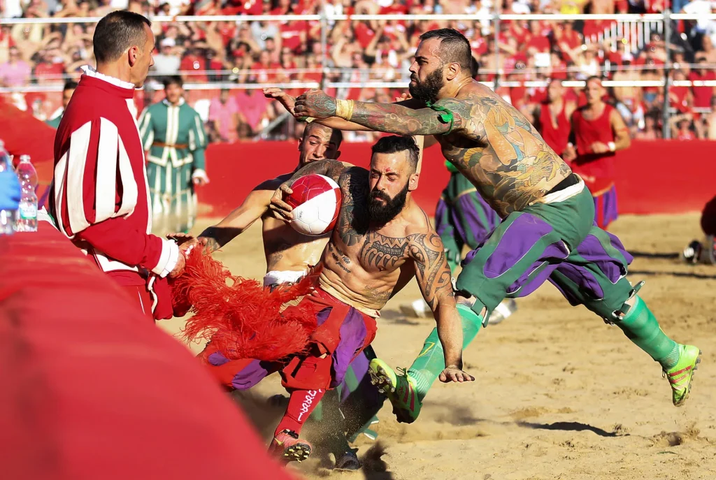 Calcio Storico Fiorentino - Lễ hội ở Ý mà bạn không thể bỏ lỡ