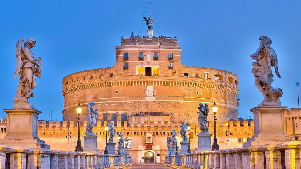 Những điều bạn cần làm gần Bảo tàng Vatican - Lịch sử hấp dẫn tại Castel Sant'Angelo